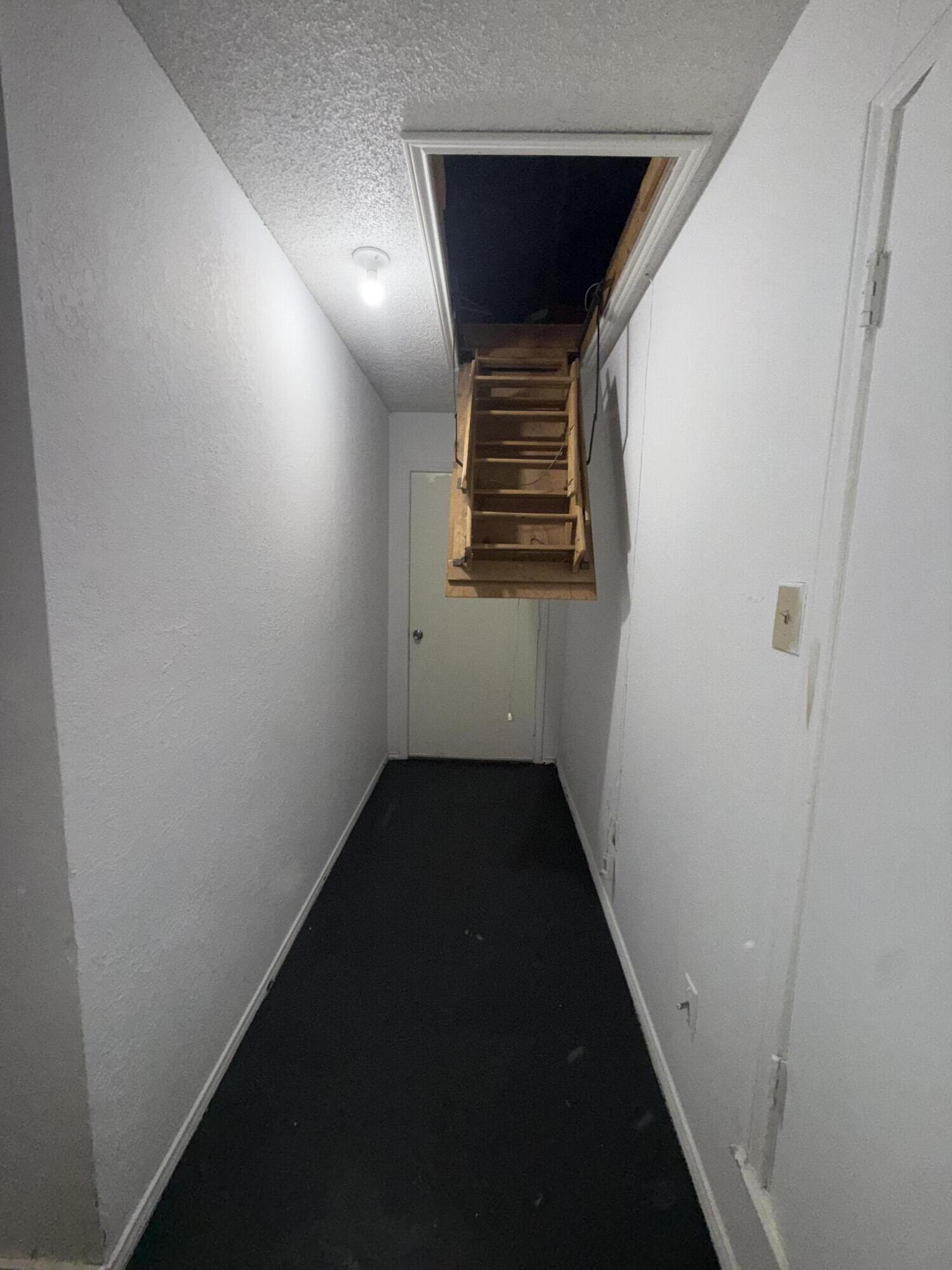 8201 Chicago Avenue Lubbock, TX 79424 - Photo 103 of 128 IMG_1101