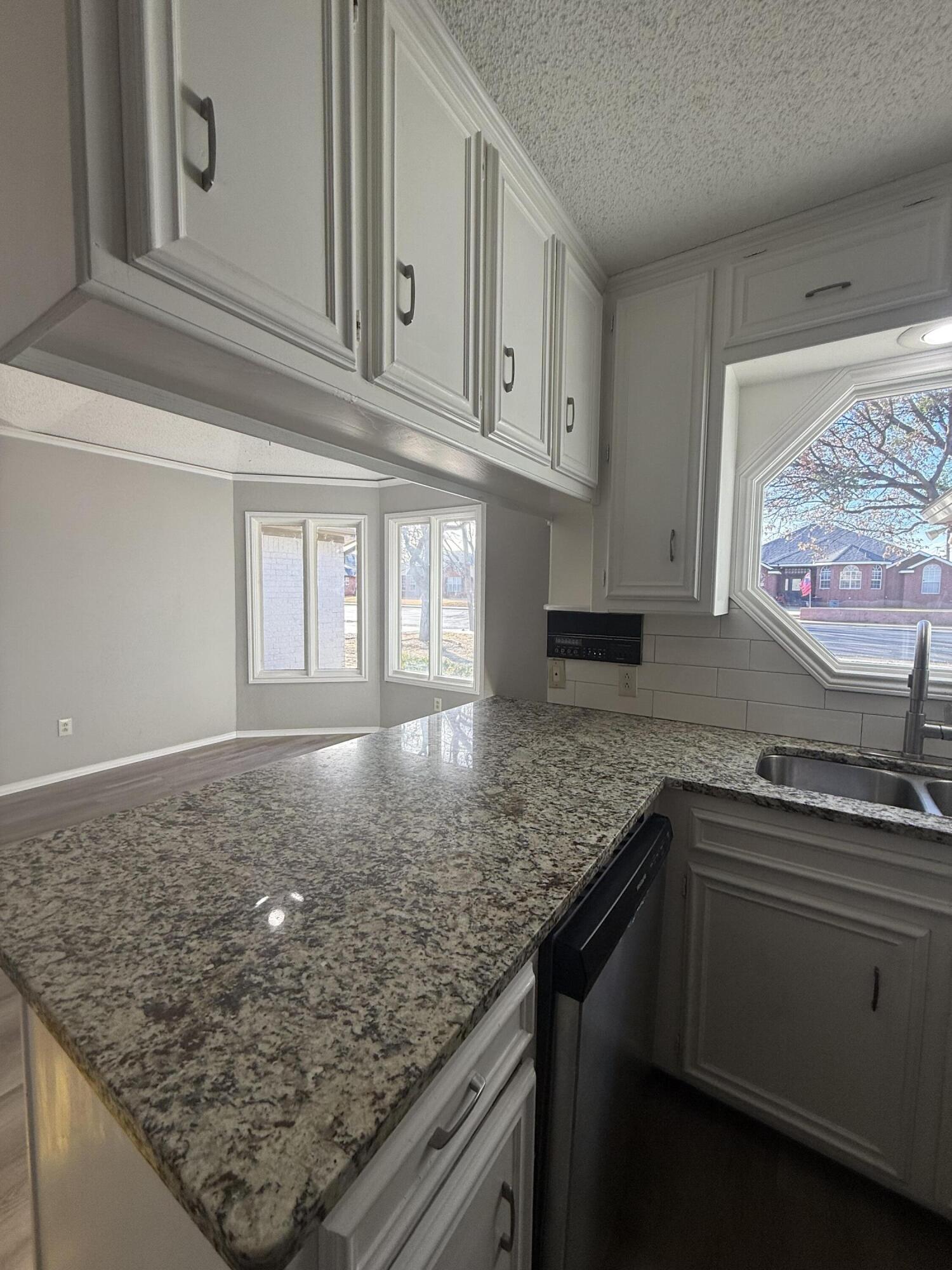 8201 Chicago Avenue Lubbock, TX 79424 - Photo 13 of 128 IMG_0321