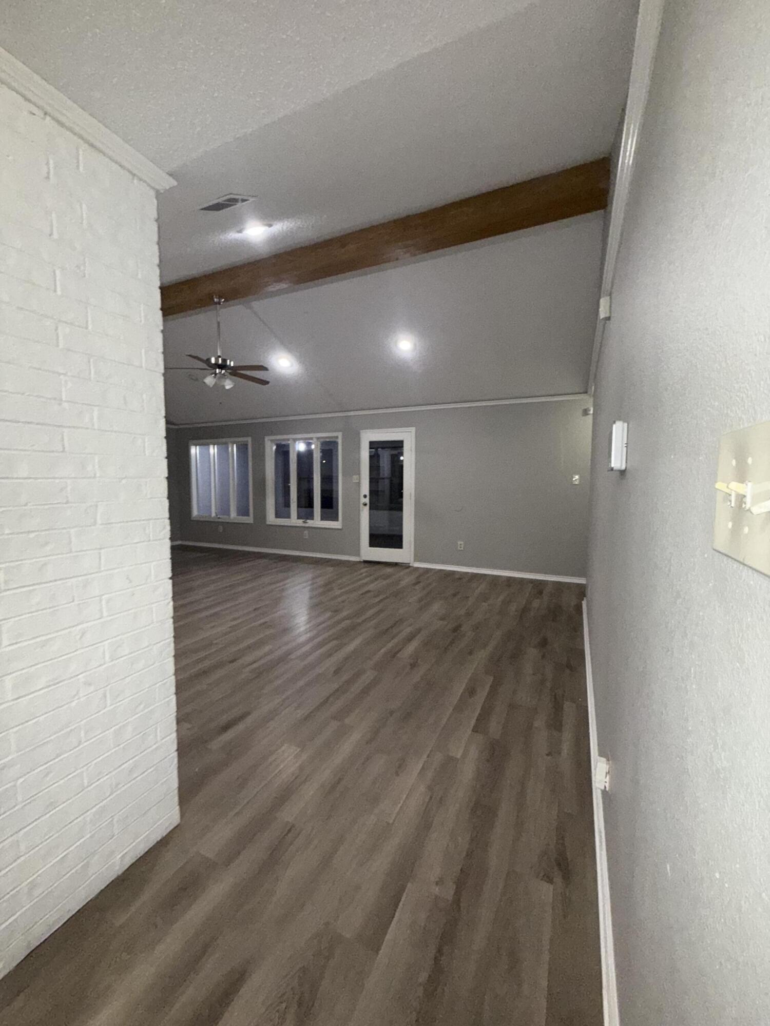 8201 Chicago Avenue Lubbock, TX 79424 - Photo 42 of 128 IMG_1131