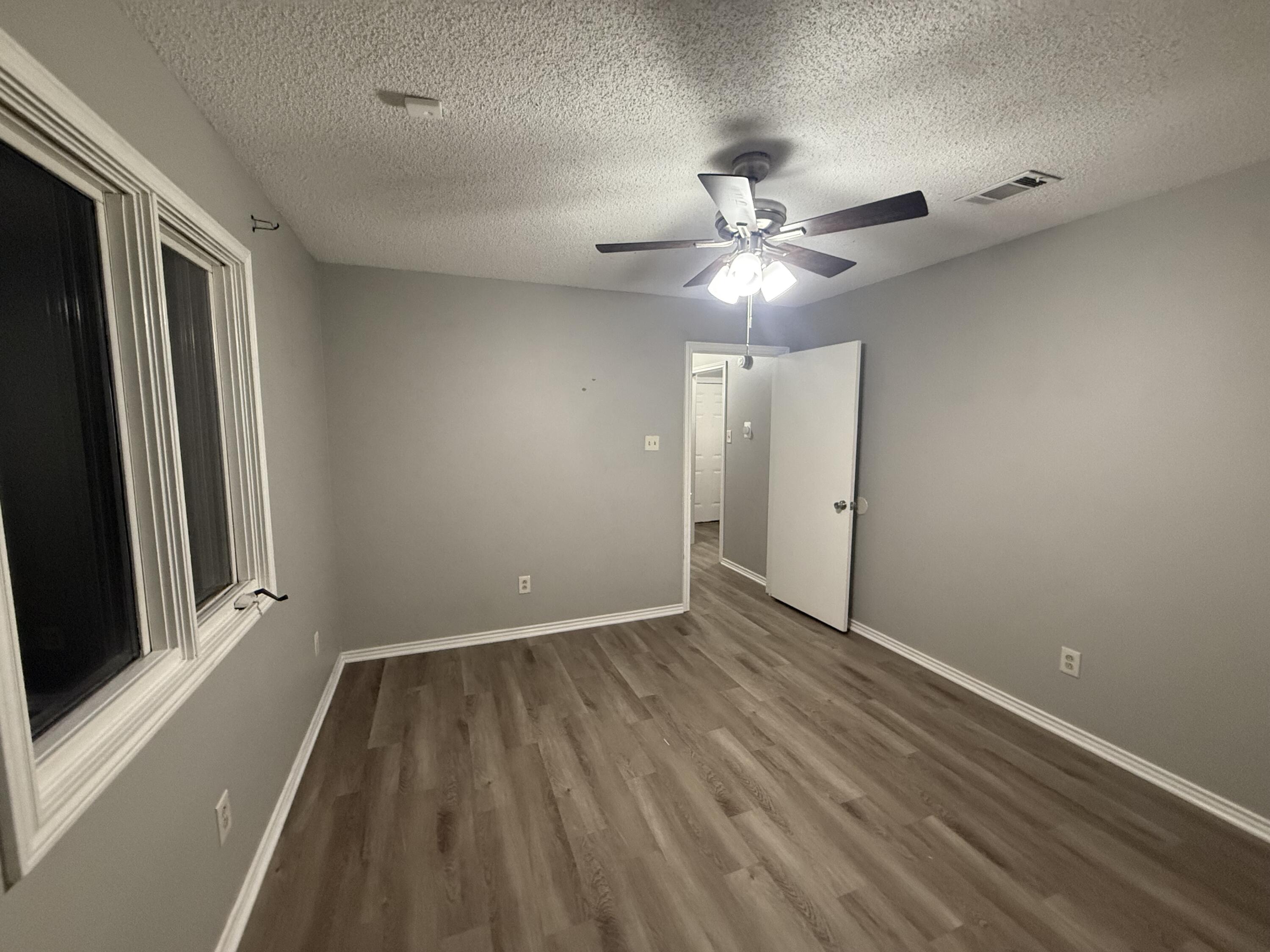 8201 Chicago Avenue Lubbock, TX 79424 - Photo 51 of 128 IMG_1043