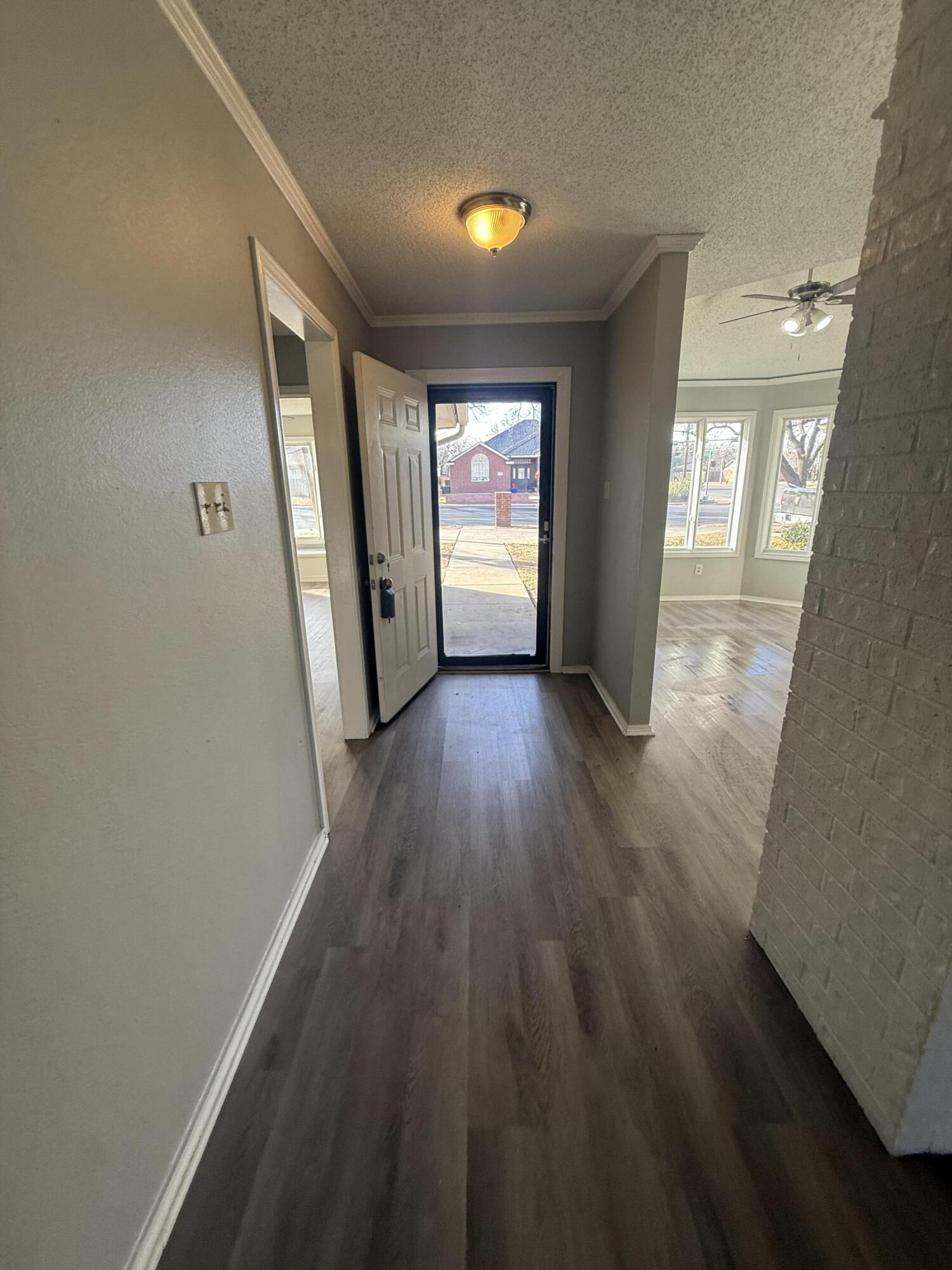 8201 Chicago Avenue Lubbock, TX 79424 - Photo 6 of 128 IMG_0345