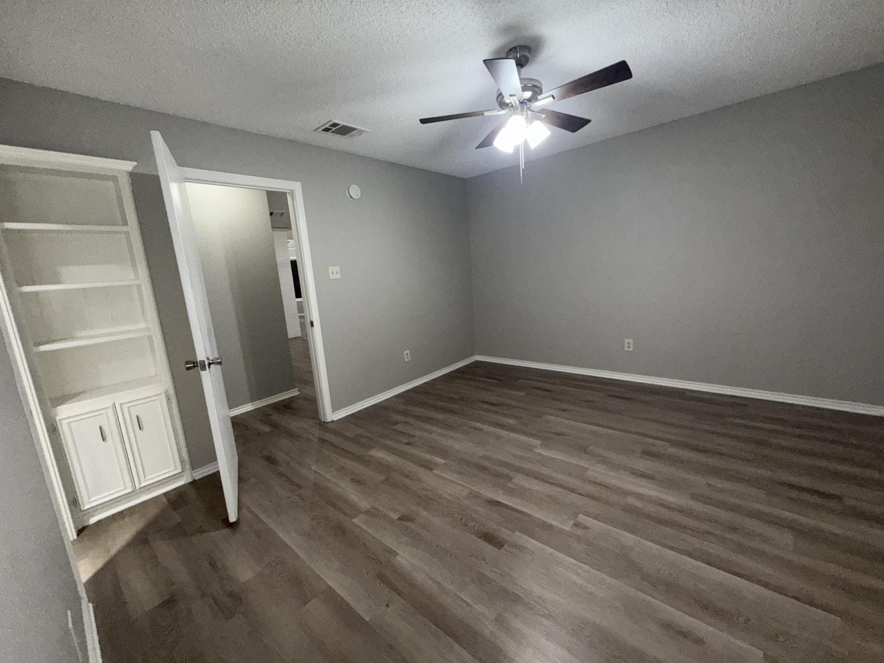 8201 Chicago Avenue Lubbock, TX 79424 - Photo 64 of 128 IMG_1135