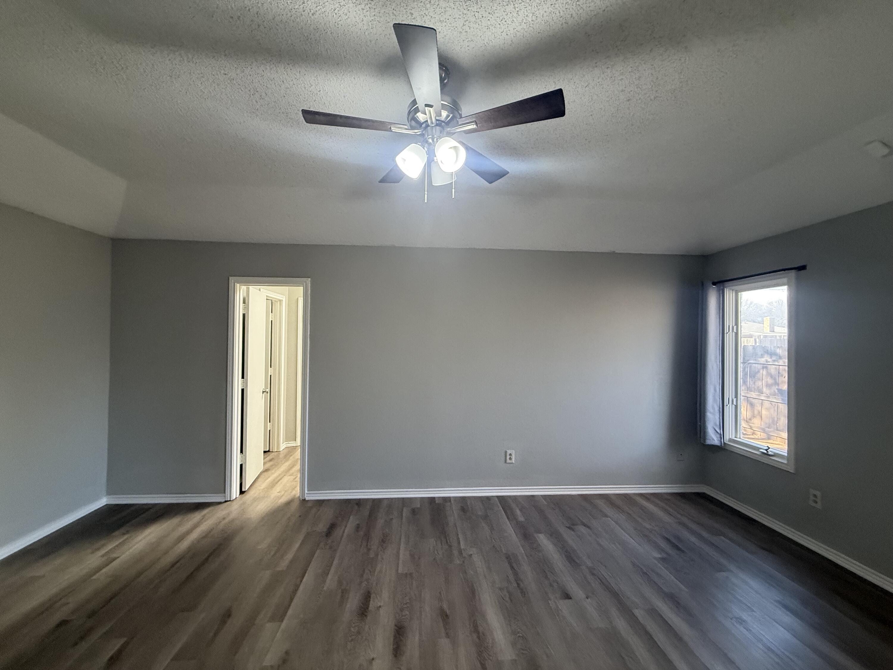 8201 Chicago Avenue Lubbock, TX 79424 - Photo 73 of 128 IMG_0307