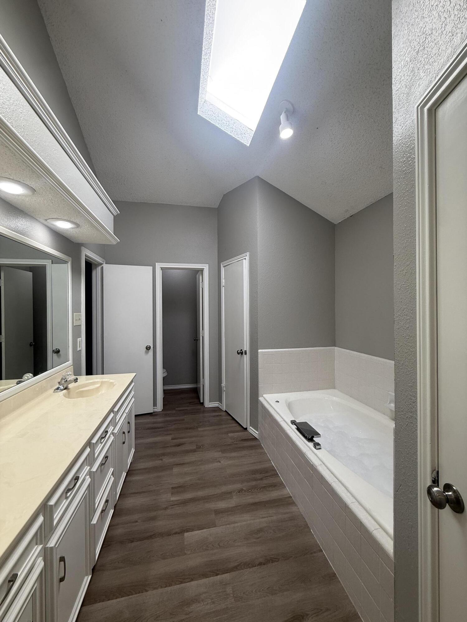 8201 Chicago Avenue Lubbock, TX 79424 - Photo 76 of 128 IMG_0297