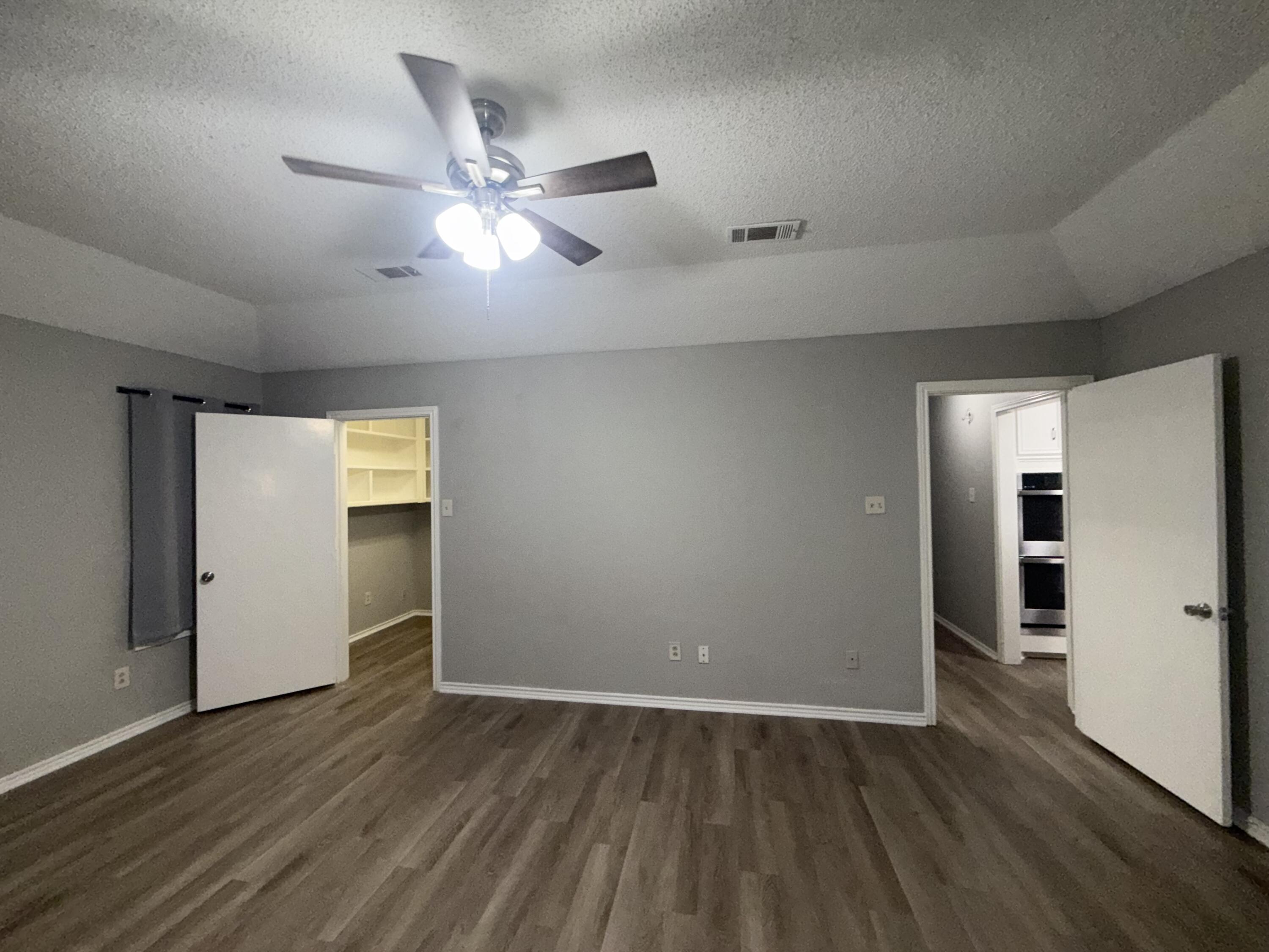 8201 Chicago Avenue Lubbock, TX 79424 - Photo 77 of 128 IMG_1092