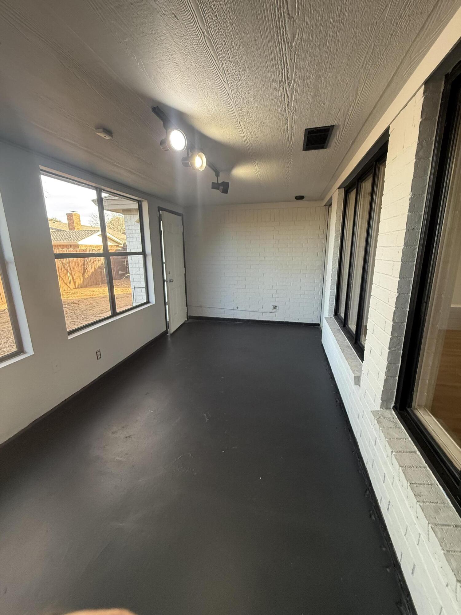 8201 Chicago Avenue Lubbock, TX 79424 - Photo 99 of 128 IMG_0389