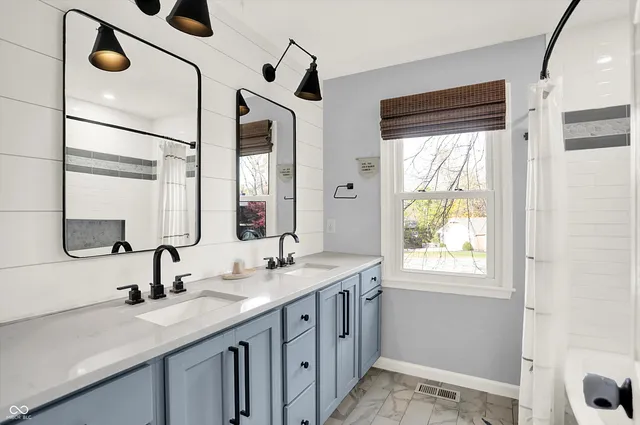 $599,900 | 95 Williamsburg Court, Zionsville, IN 46077