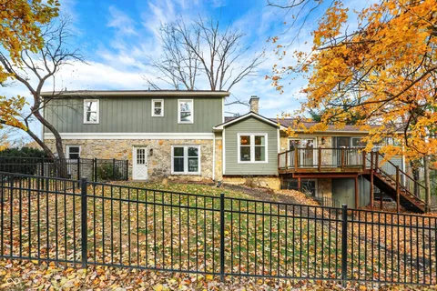 $599,900 | 95 Williamsburg Court, Zionsville, IN 46077