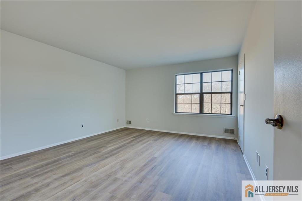 7107 Hana Road Edison, NJ 08817 - Photo 24 of 43