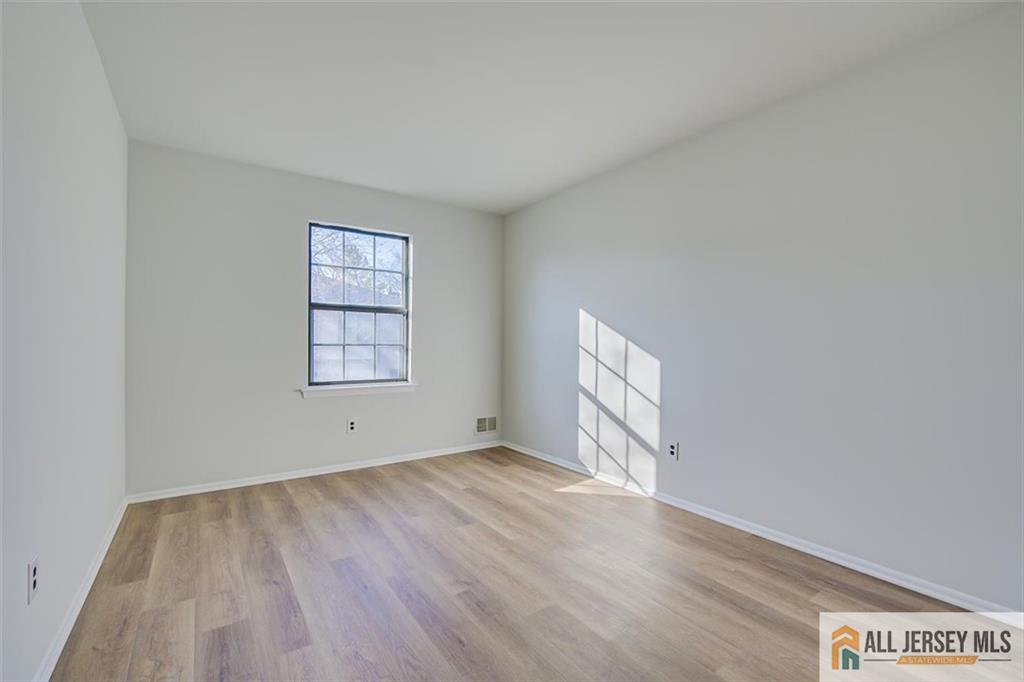 7107 Hana Road Edison, NJ 08817 - Photo 31 of 43