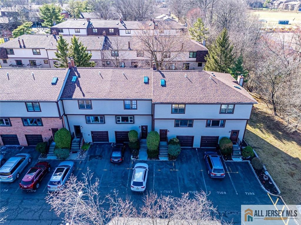 7107 Hana Road Edison, NJ 08817 - Photo 4 of 43