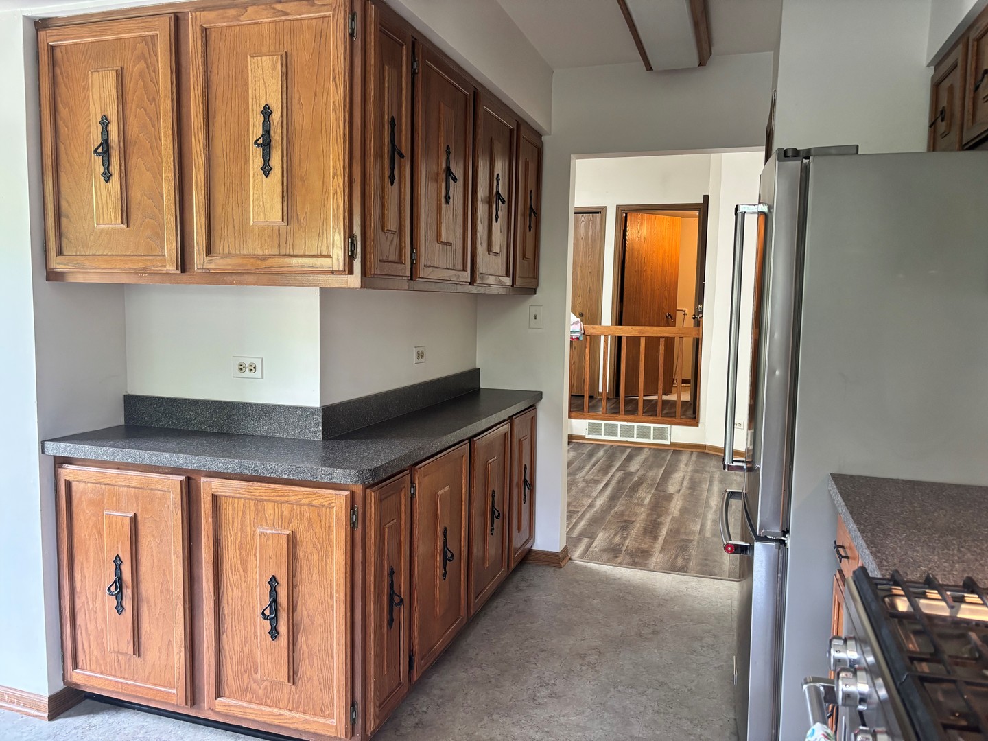 462 South President Street, Unit 304 Carol Stream, IL 60188 - Photo 5 of 50