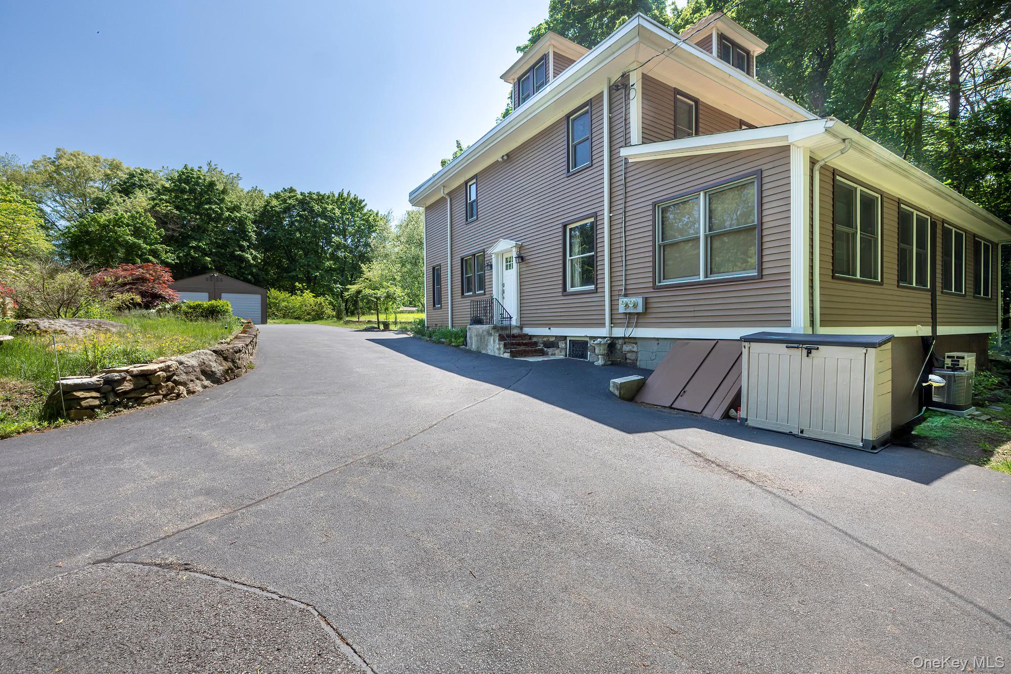 65 Furnace Dock Road, Unit 2F Croton-on-Hudson, NY 10520 - Photo 2 of 26 Plenty of Parking