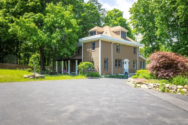 $3,200 | 65 Furnace Dock Road, Unit 2F, Croton-on-Hudson, NY 10520