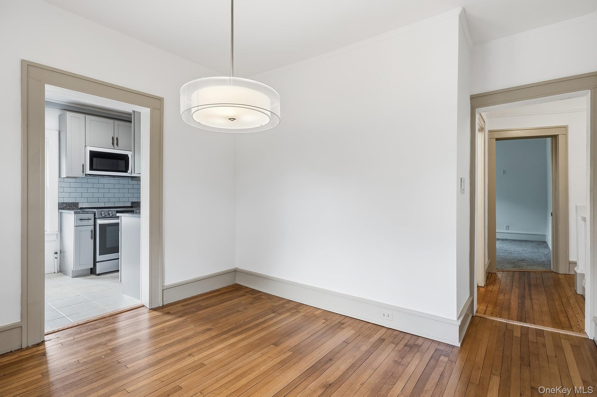 65 Furnace Dock Road, Unit 2F Croton-on-Hudson, NY 10520 - Photo 8 of 26 Dining Room