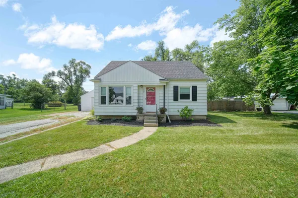 $215,000 | 1006 Murray Drive, Tecumseh, MI 49286