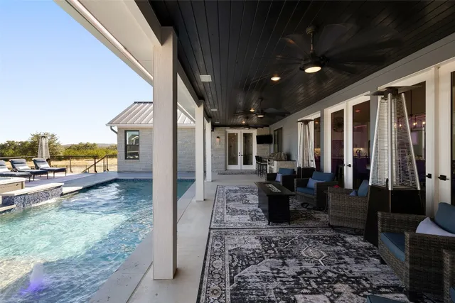 $2,295,000 | 205 South S Flat, Johnson City, TX 78636