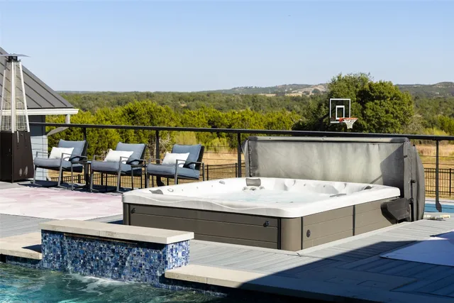 $2,295,000 | 205 South S Flat, Johnson City, TX 78636