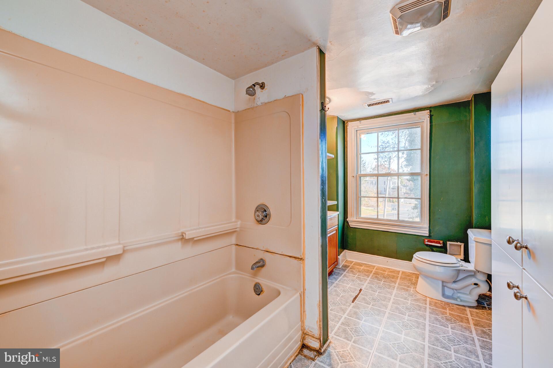 1086 Durham Road Newtown, PA 18940 - Photo 21 of 40