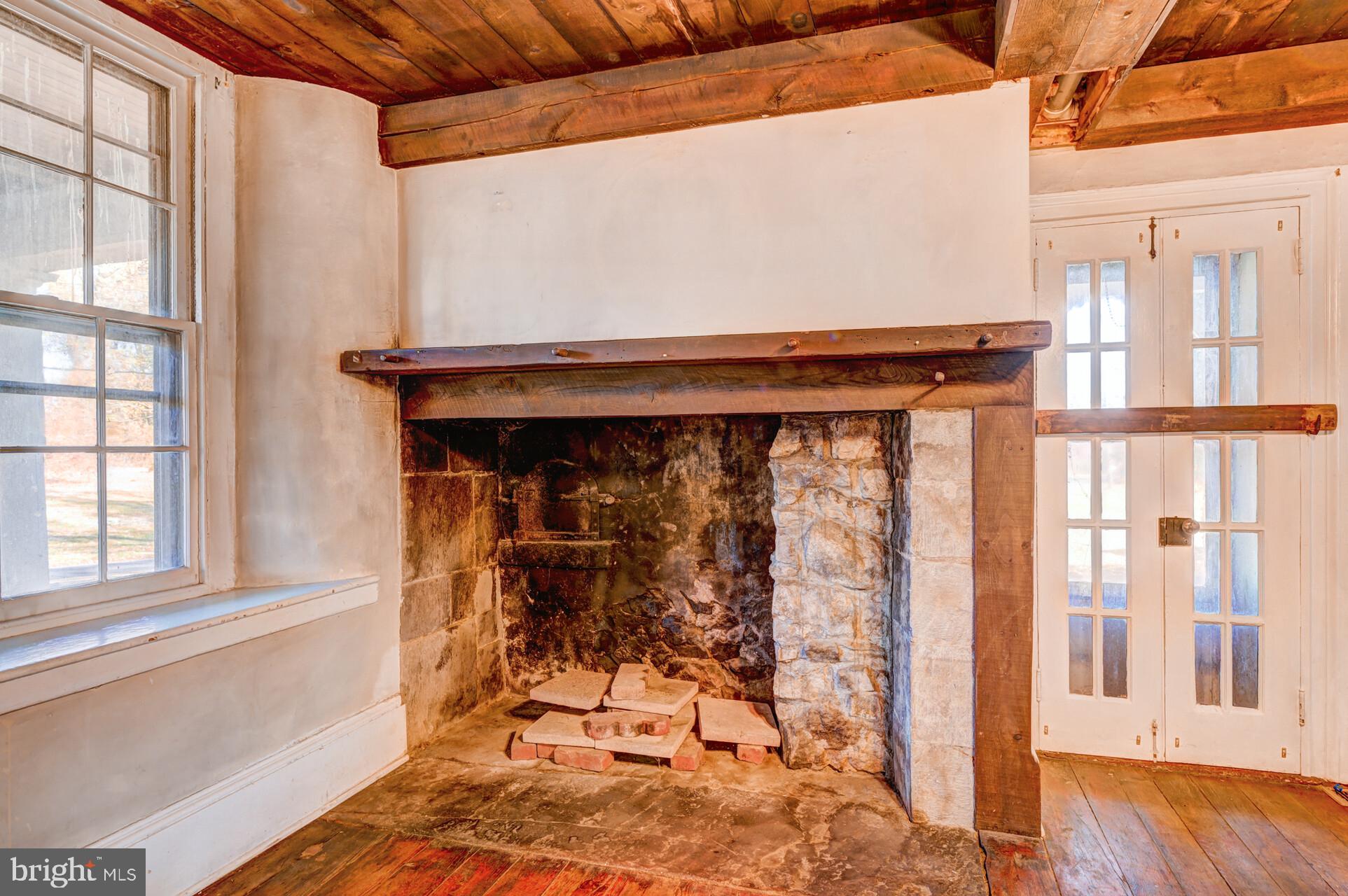 1086 Durham Road Newtown, PA 18940 - Photo 9 of 40