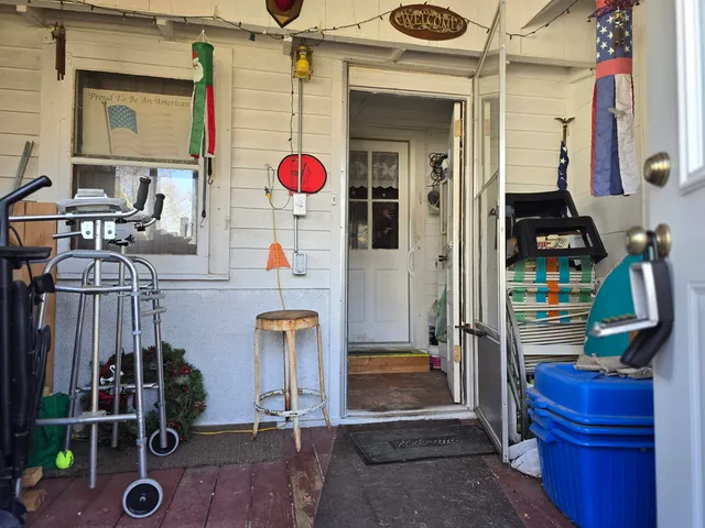 $90,000 | 425 South East Street, Plainfield, WI 54966