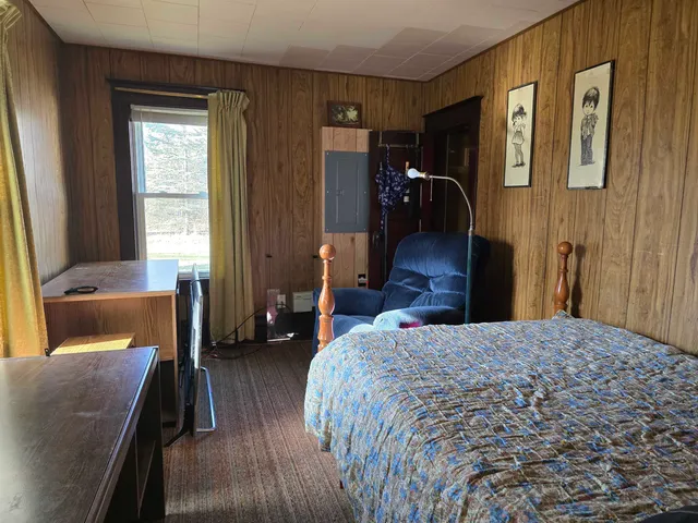 $90,000 | 425 South East Street, Plainfield, WI 54966