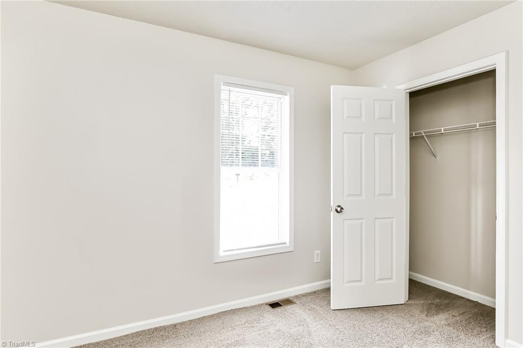 305 Albertson Road Thomasville, NC 27360 - Photo 11 of 16