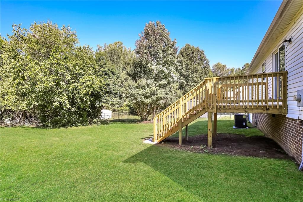 305 Albertson Road Thomasville, NC 27360 - Photo 13 of 16