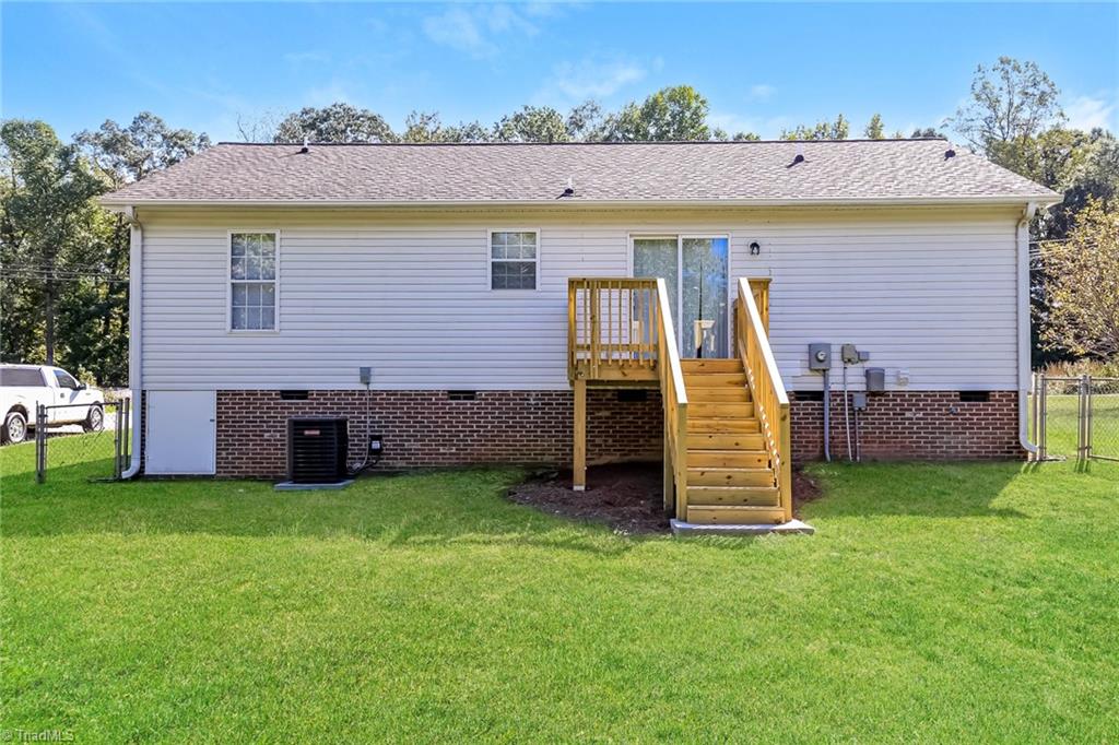 305 Albertson Road Thomasville, NC 27360 - Photo 15 of 16