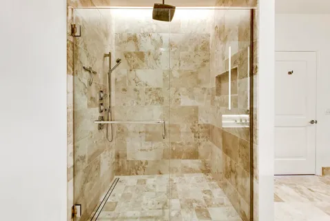 $2,075,000 | 363 East Wacker Drive, Unit 3109, Chicago, IL 60601