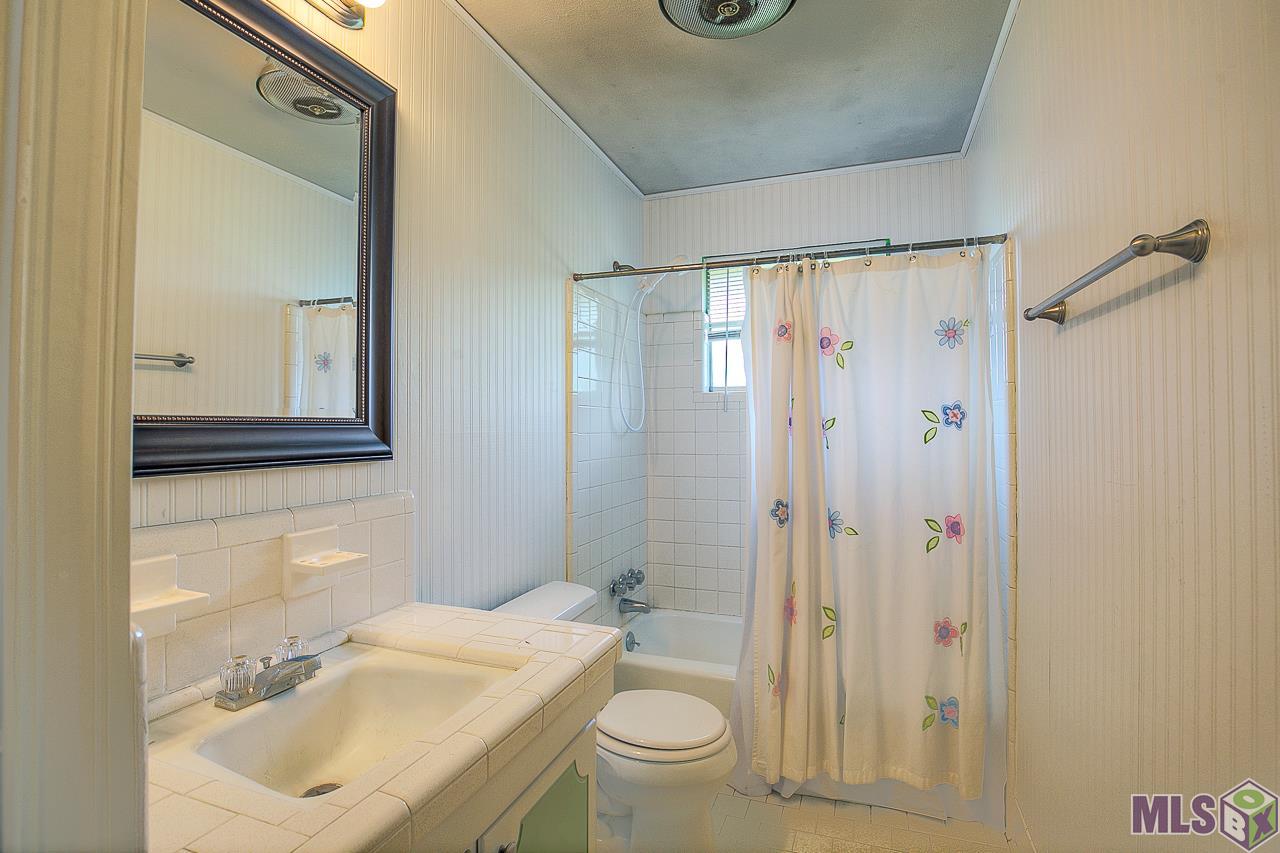 10622 Rhus Fringe Drive Baton Rouge, LA 70816 - Photo 10 of 19
