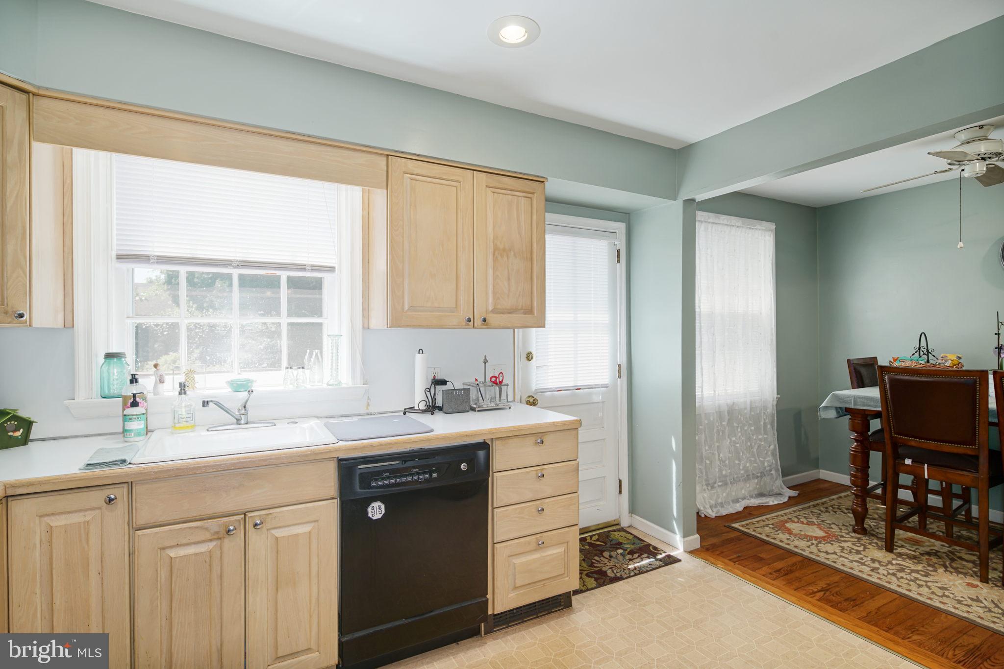 3608 State Road Drexel Hill, PA 19026 - Photo 11 of 31 Kitchen