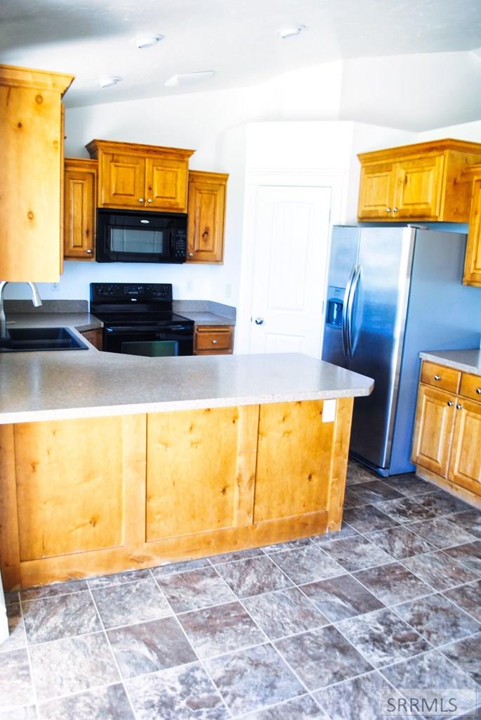 3600 Hyrum Drive Idaho Falls, ID 83401 - Photo 16 of 43