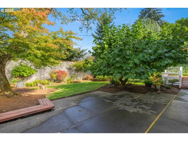 $609,900 | 8495 Southwest Katherine Lane, Portland, OR 97225