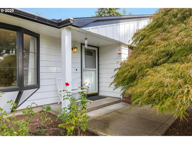 $609,900 | 8495 Southwest Katherine Lane, Portland, OR 97225