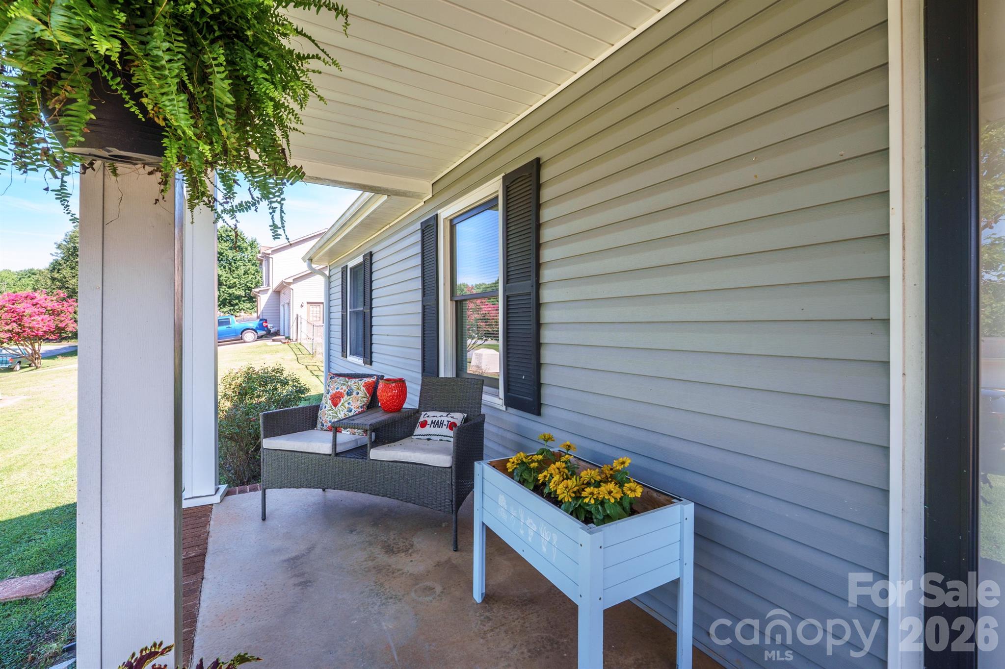 2384 Country Hollow Road Conover, NC 28613 - Photo 4 of 41 Gallery Image 4