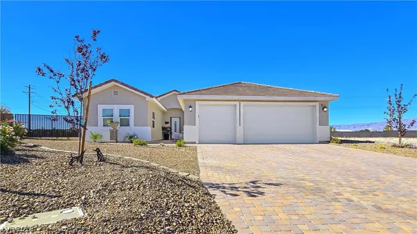 $519,900 | 5471 Lincolnwood Court, Pahrump, NV 89061