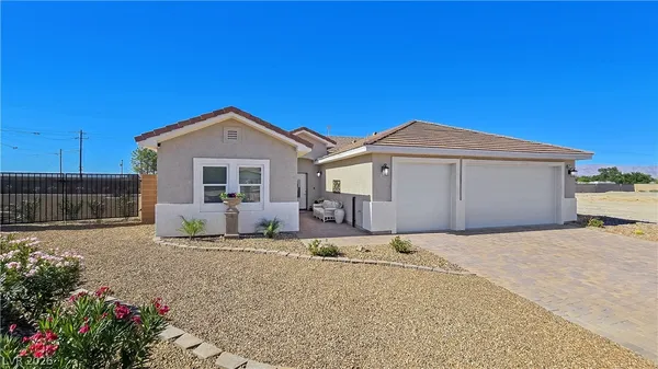 $519,900 | 5471 Lincolnwood Court, Pahrump, NV 89061