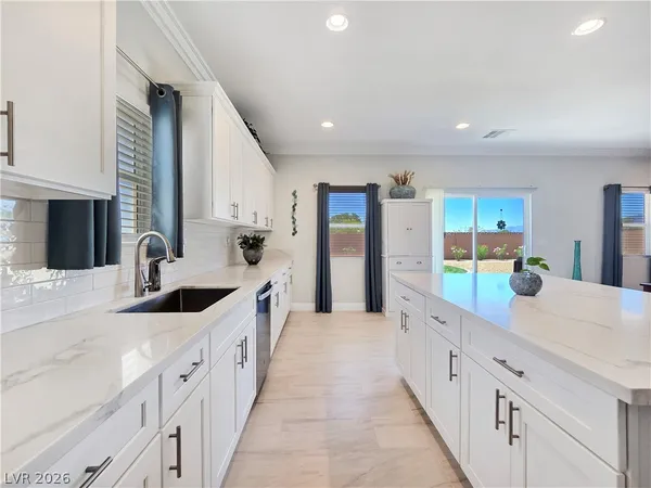 $519,900 | 5471 Lincolnwood Court, Pahrump, NV 89061