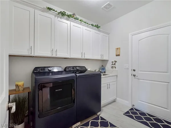 $519,900 | 5471 Lincolnwood Court, Pahrump, NV 89061