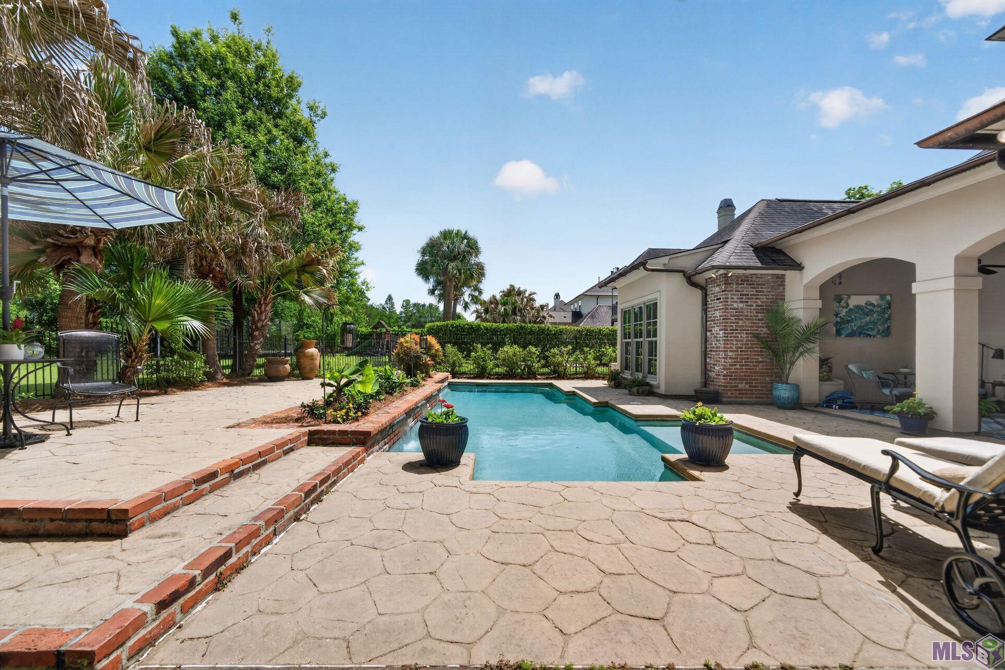 19335 Bellerive Court Baton Rouge, LA 70809 - Photo 10 of 59