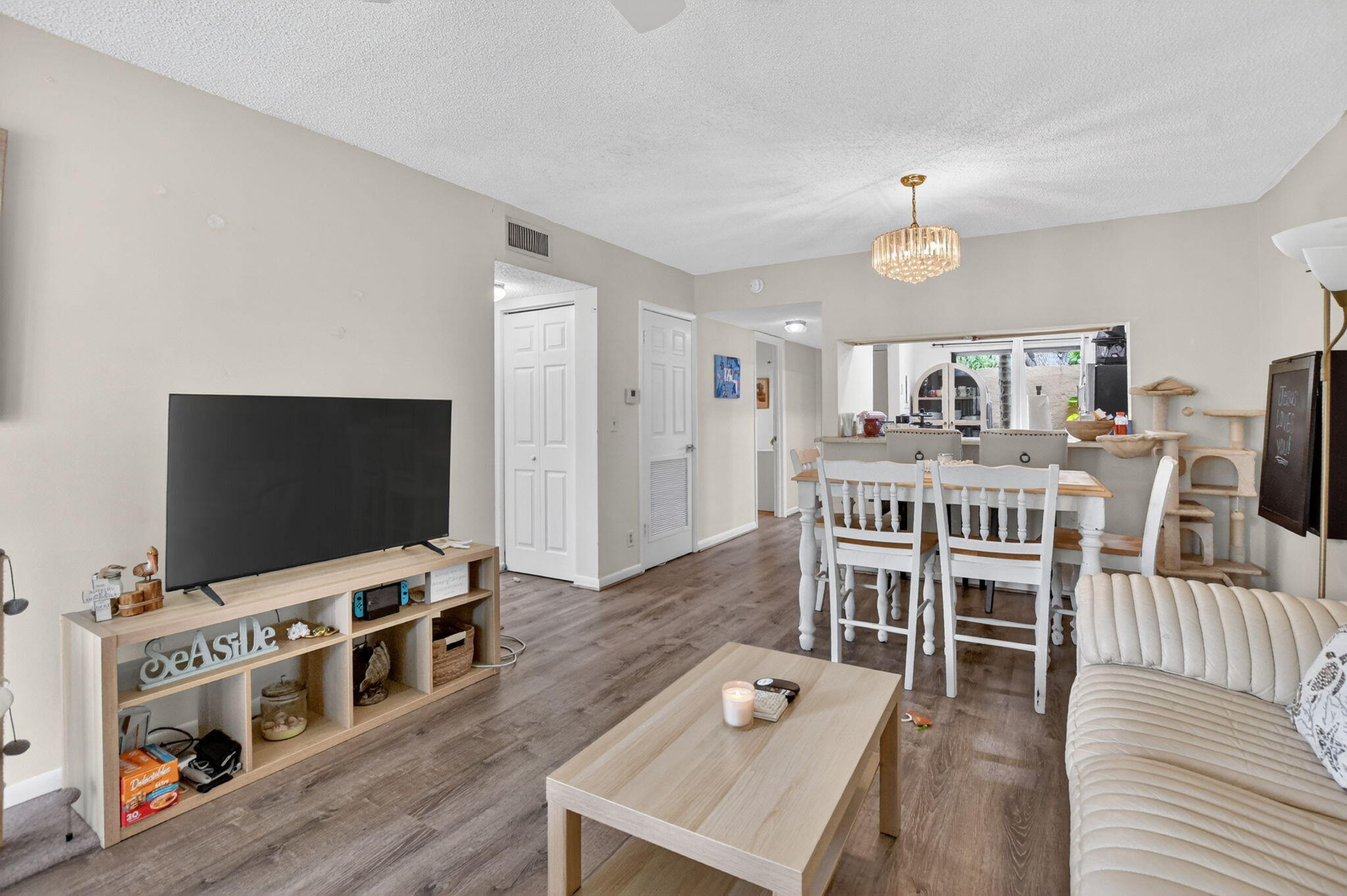 3939 Northeast 5th Avenue, Unit C102 Boca Raton, FL 33431 - Photo 11 of 41 11-web-or-mls-DSC_8807