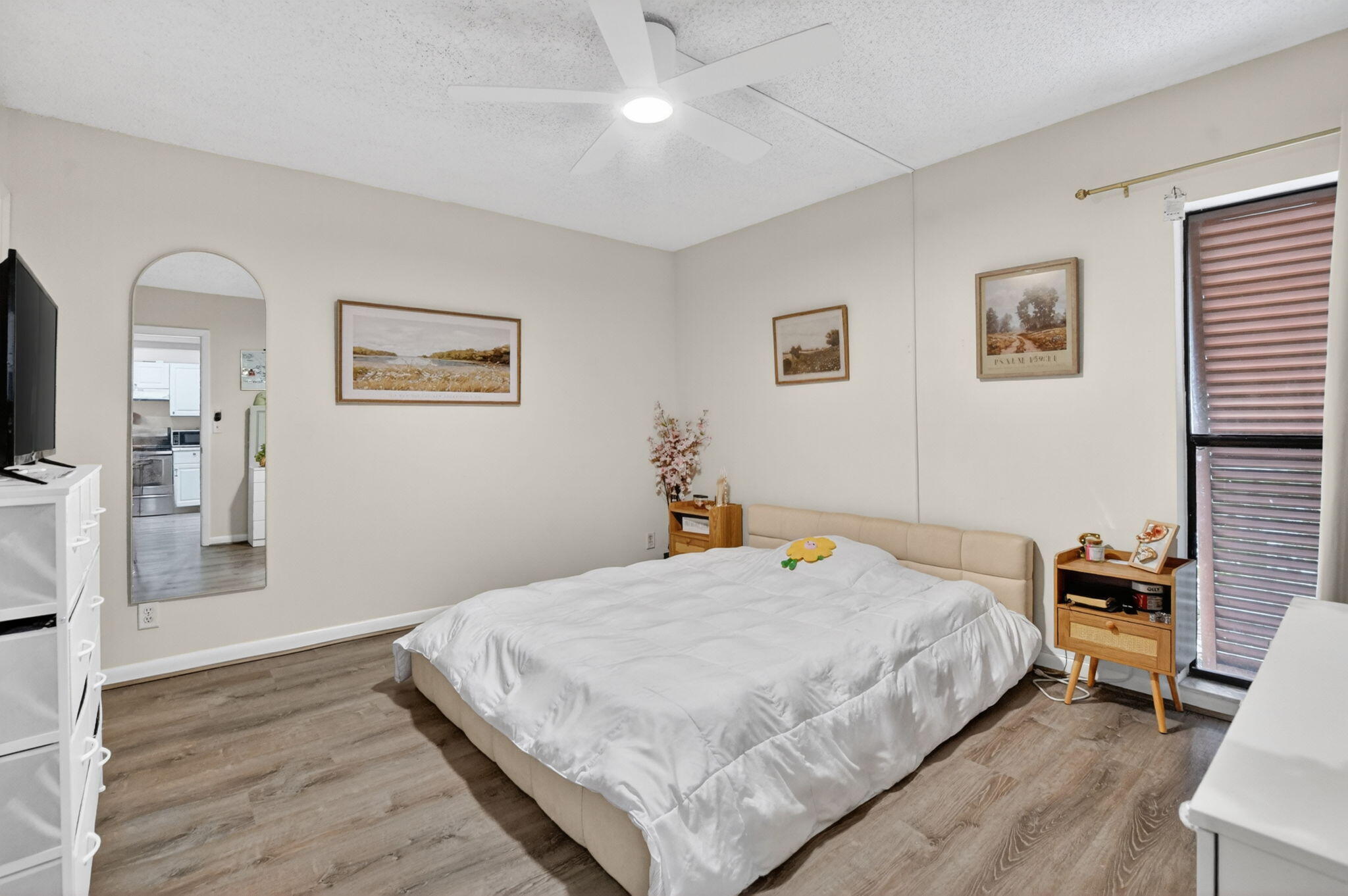 3939 Northeast 5th Avenue, Unit C102 Boca Raton, FL 33431 - Photo 13 of 41 17-web-or-mls-DSC_8836
