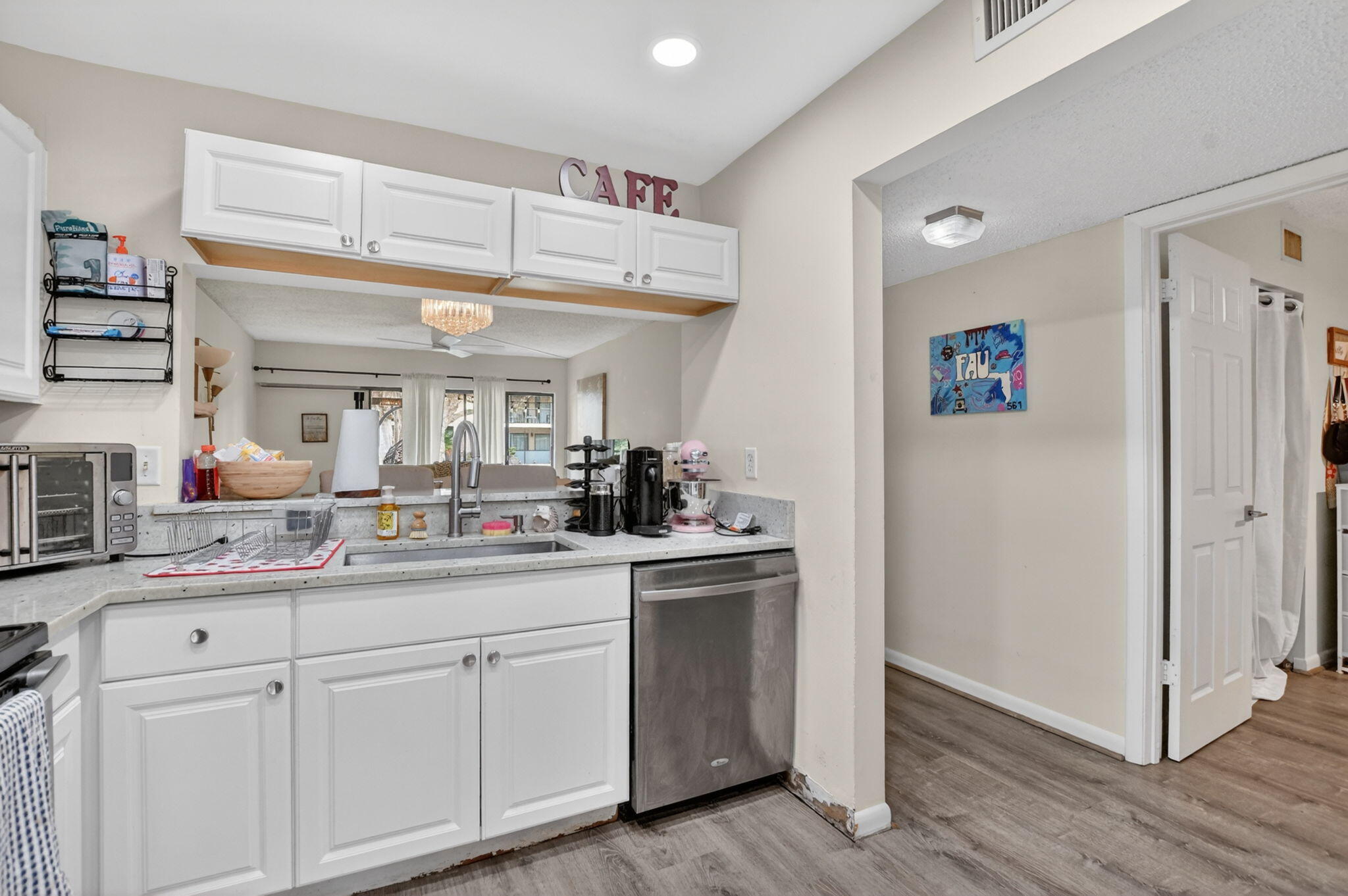 3939 Northeast 5th Avenue, Unit C102 Boca Raton, FL 33431 - Photo 6 of 41 15-web-or-mls-DSC_8825