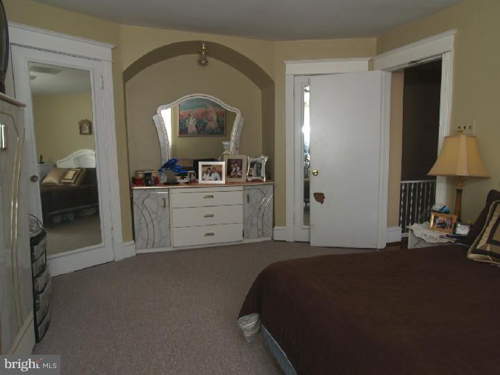243 Shirley Road Upper Darby, PA 19082 - Photo 16 of 25