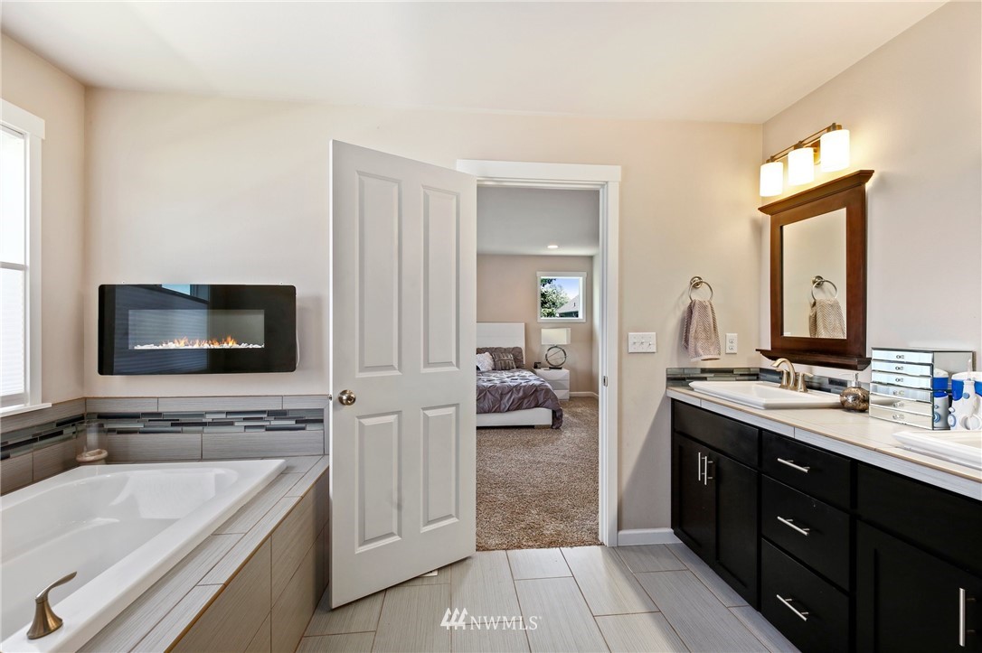 14903 Benton Loop Sumner, WA 98390 - Photo 30 of 40 Gallery Image 30