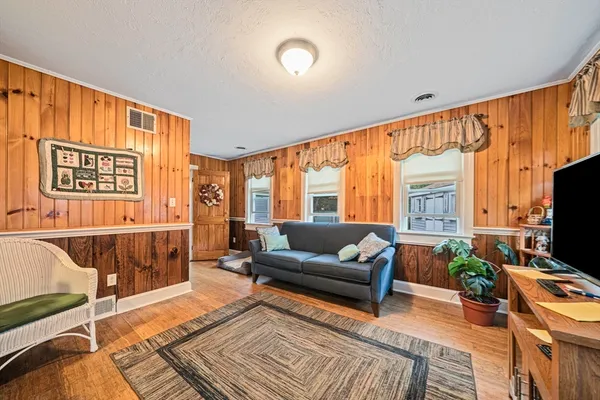 $685,000 | 425 East Street, Weymouth, MA 02189