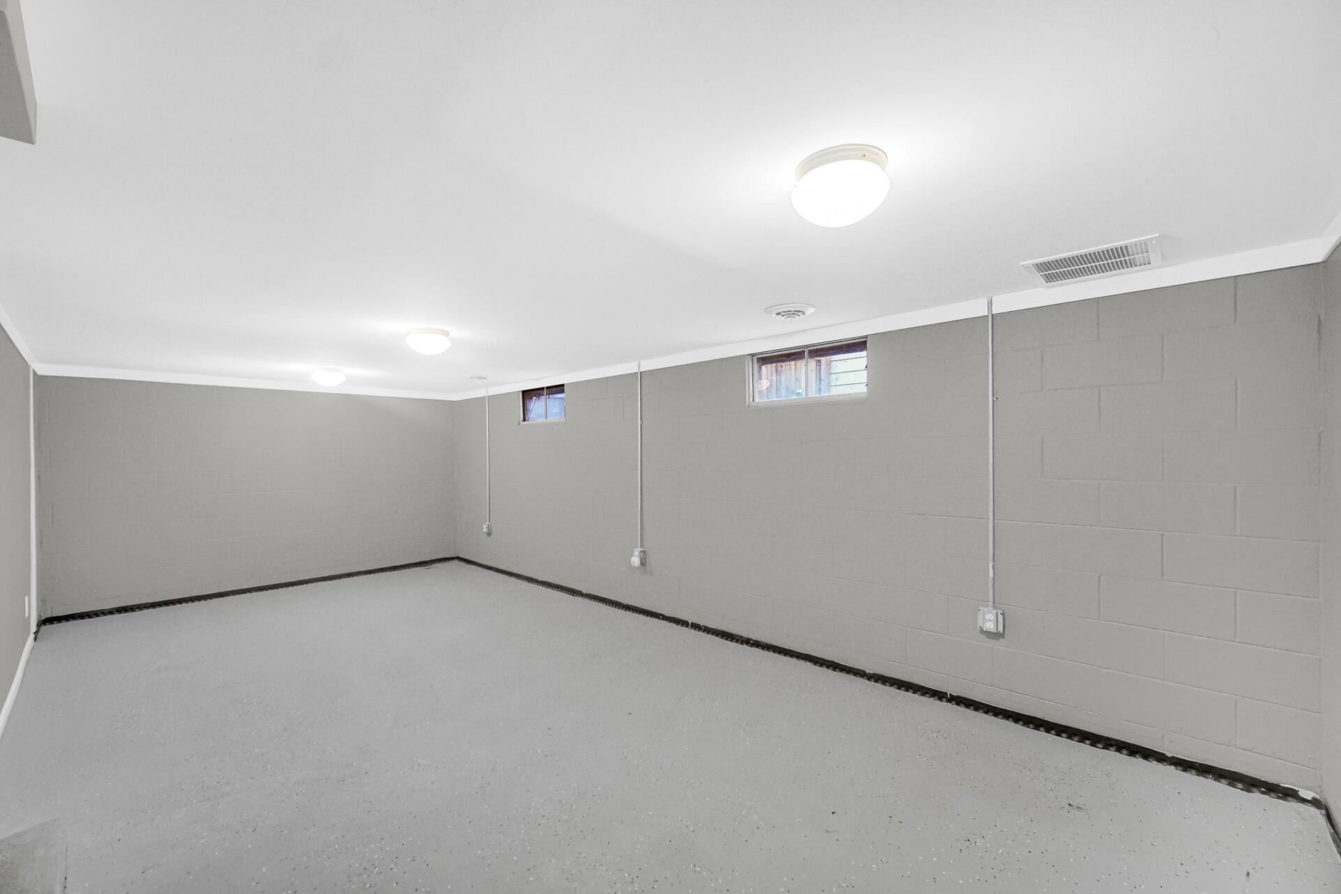 4201 Sumac Road Valparaiso, IN 46383 - Photo 11 of 16 1920x1280