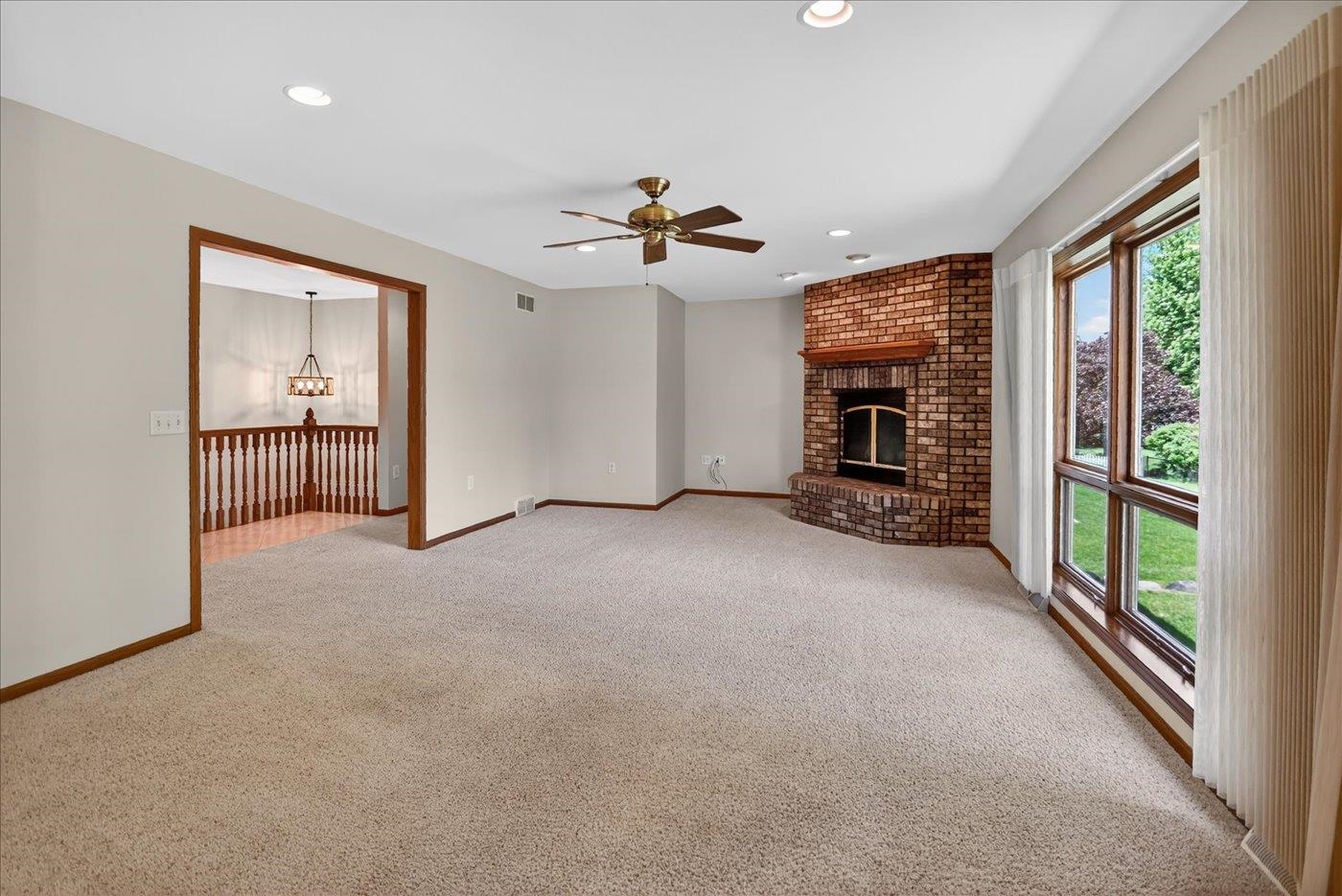 409 Badger Lane Waunakee, WI 53597 - Photo 21 of 51