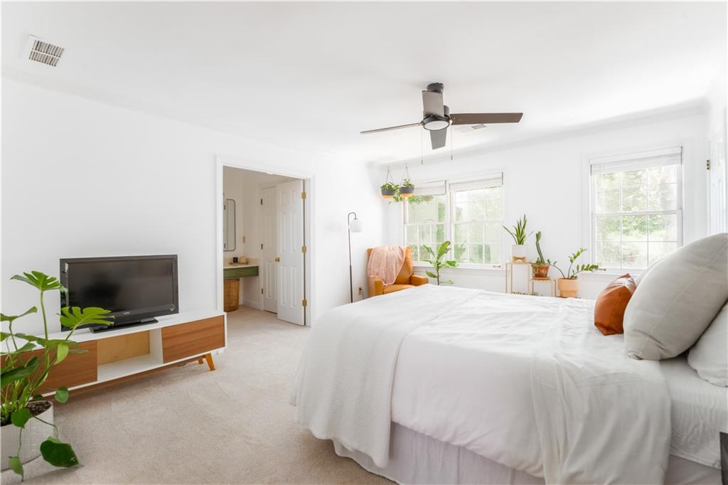 1348 Sheffield Glen Way Northeast, Unit 8 Atlanta, GA 30329 - Photo 22 of 36